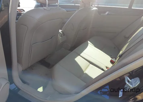 2013 Mercedes-Benz C 250 Luxury/Sport from USA, damaged, VIN WDDGF4HB8DA783486